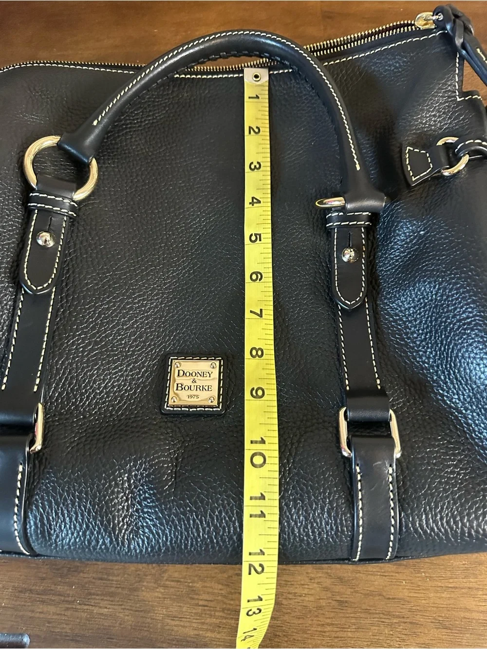 Dooney & Bourke $588 MSRP Pebble Grain Leather Satchel Crossbody